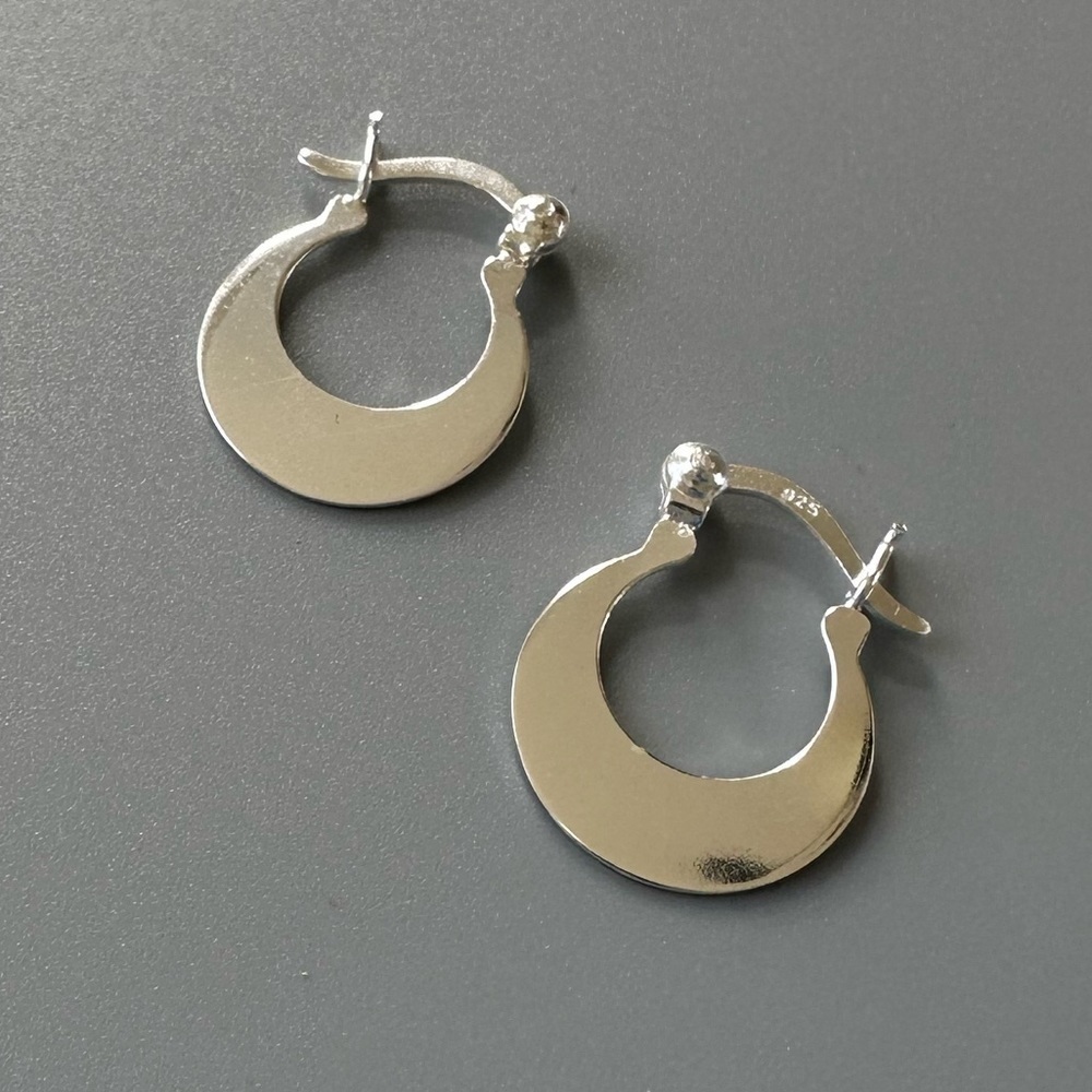 Sterling Silver Patterned Small Hoops - Picture 4 of 5